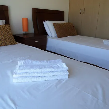 Modern 3 Bedroom Villa, Pool And Close To Golf Course ヴィラ パ フォス