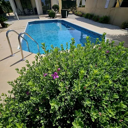 Modern 3 Bedroom Villa, Pool And Close To Golf Course Paphos