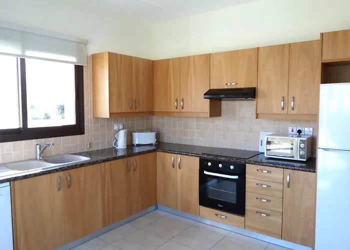 Villa Modern 3 Bedroom Villa, Pool And Close To Golf Course